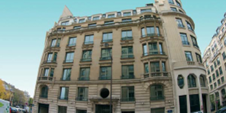 Paris : 3 500 m2 de plafonds chauffants-rafraîchissants 4 tubes
